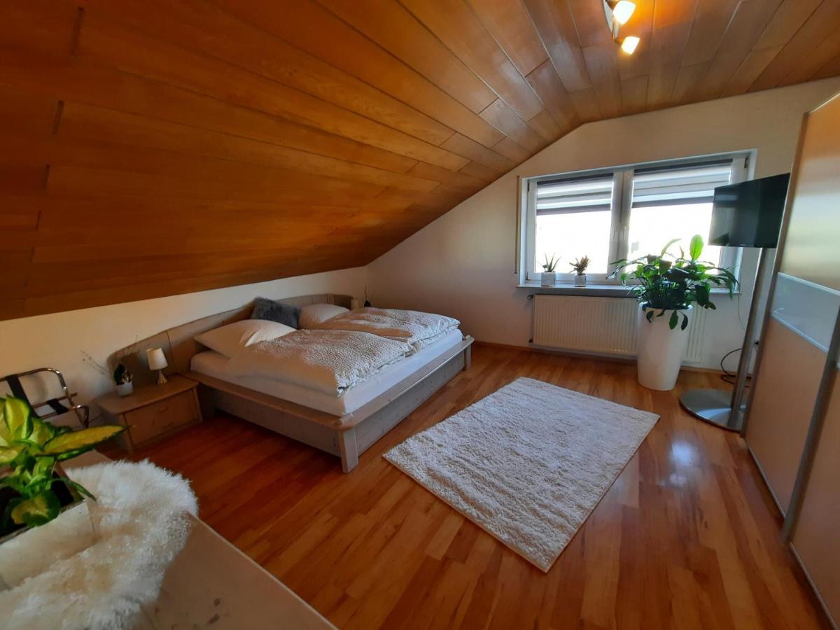 Pflaumers Ferienwohnung Eppingen Buitenkant foto